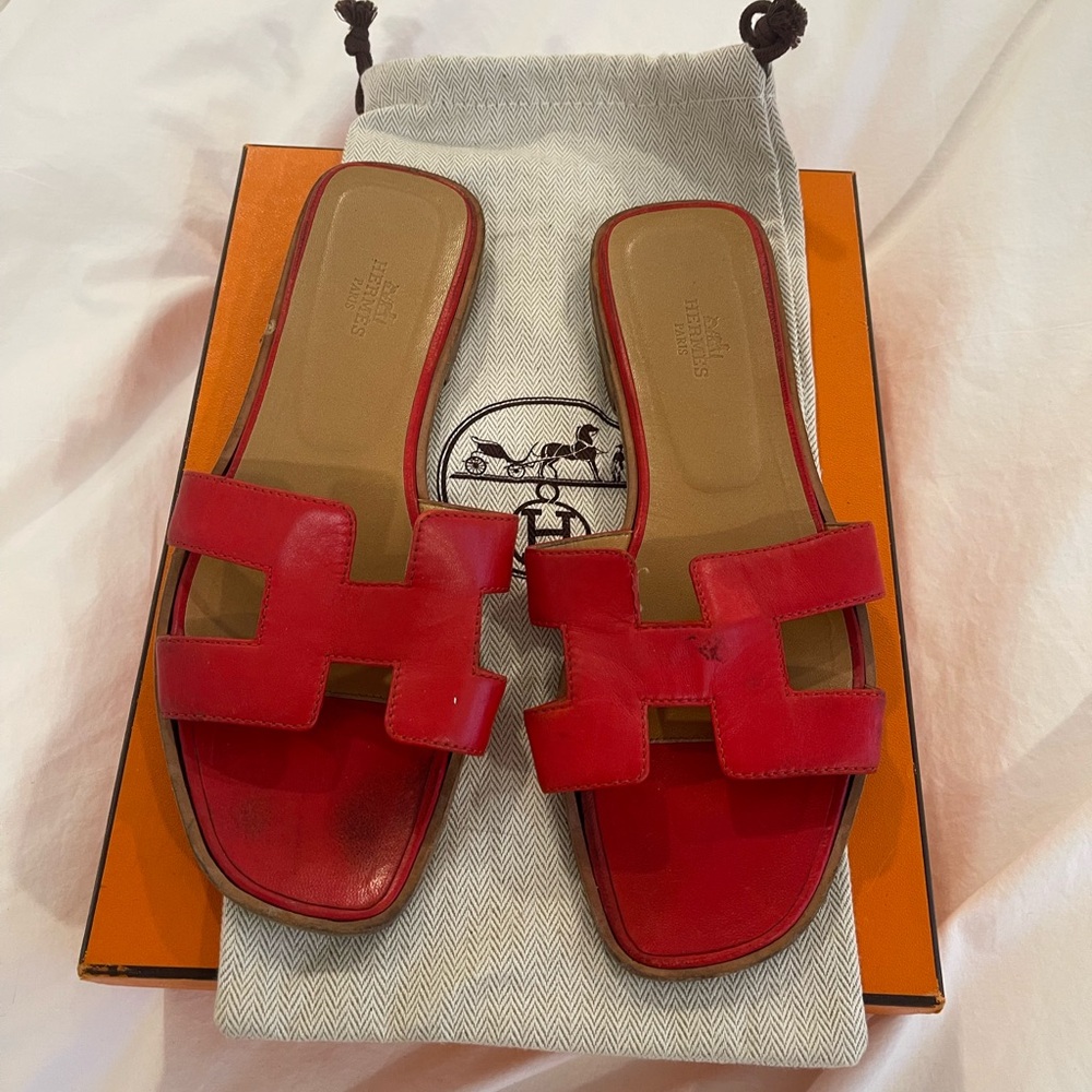 HERMES Red Leather Flats/Sandals, 38